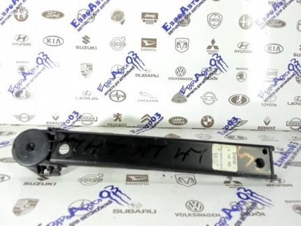 Механизм регулировки ремня безопасности левый BMW