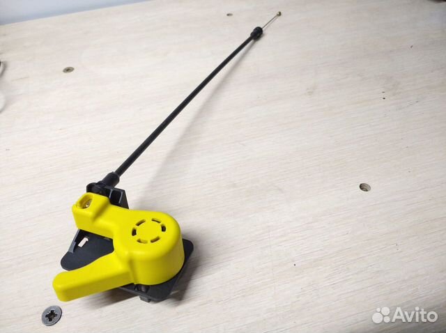 Ручка замка капота Ford Focus 3 2011-2018