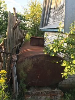 Емкость, бочка для воды на даче