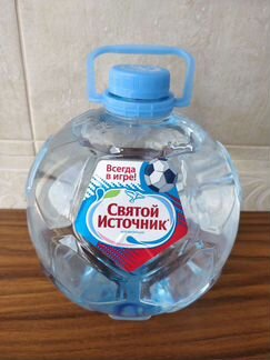 Бутылка воды 2,5л. 2019г. Футбольный мяч