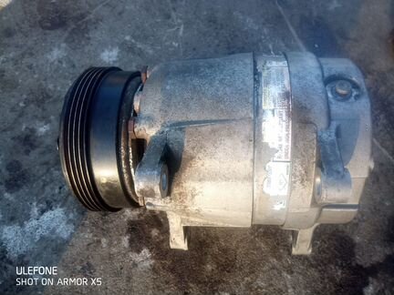 Компрессор кондиционера Renault Scenic 1996-2002