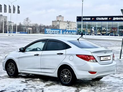 Hyundai Solaris 1.4 AT, 2012, 147 000 км