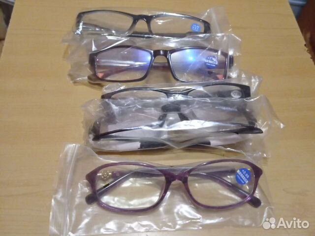 Очки пластиковые +1.5,2,2.5,3.5 новые