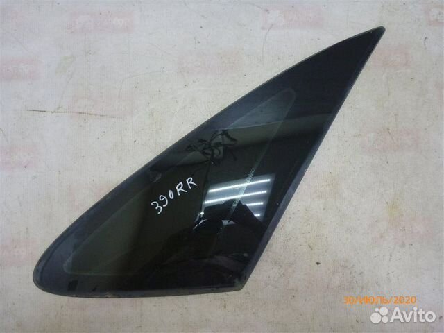 Стекло заднее правое Renault Laguna B56M N7QD704