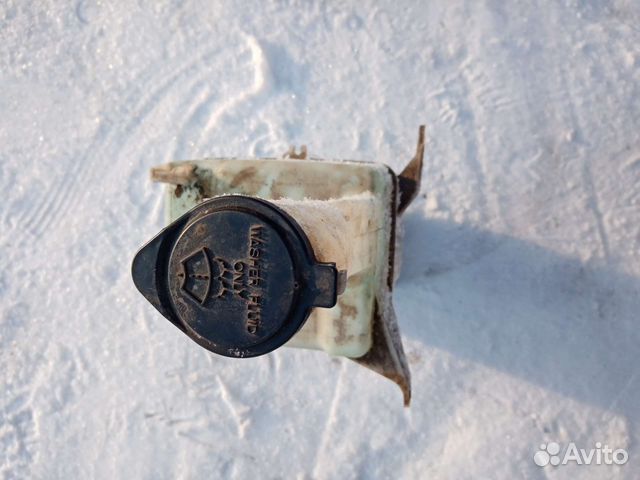 Бачок омывателя toyota camry 30