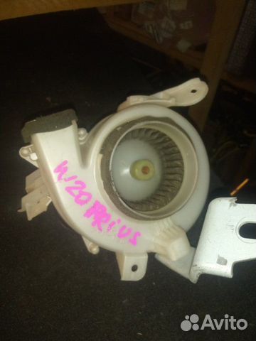 Мотор печки Toyota Prius NHW20