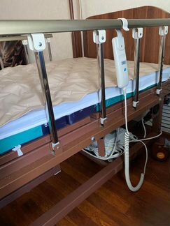 MET EVA медицинская электро-кровать с переворотом