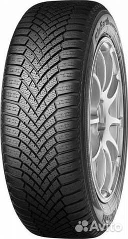 Yokohama BluEarth Winter V906 215/65 R17 99V