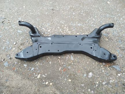 Подрамник подмоторная балк Mitsubishi Outlander XL