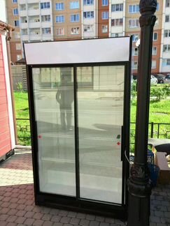 Двухдверный холодильный шкаф Helkama С10