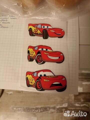 Термотрансфер наклейка молния Маккуин