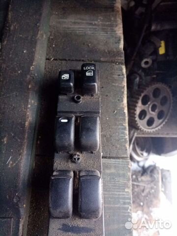 Блок кнопок стеклоподьемников митсубиси галант8