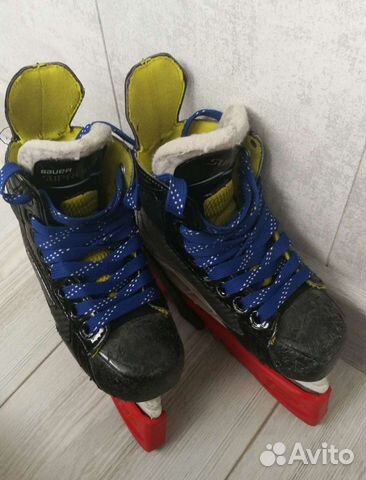 Хоккейные коньки bauer