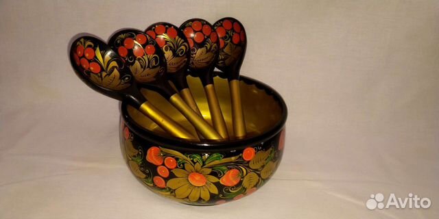 Две вазы с ложками хохлома