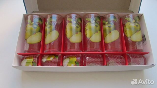 Набор посуды на праздник - стаканы и рюмки