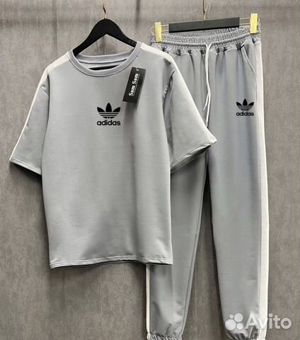 Спортивный костюм adidas