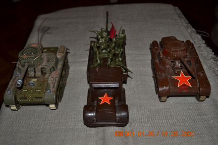 Техника металл солдатики пушка экспозиция