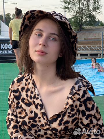 Бармен официант