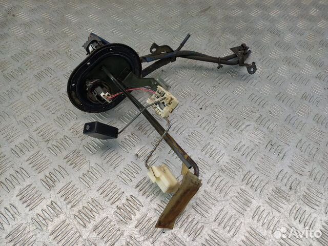 Датчик уровня топлива Toyota Estima Lucida 1 2.2