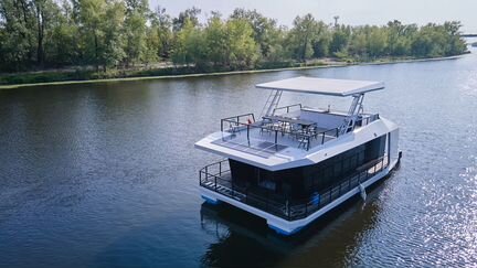 Хаусбот Cruise плавдом