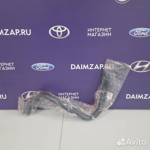 Патрубок радиатора нижний Volkswagen Polo