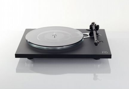 Виниловый проигрыватель Rega Planar 6