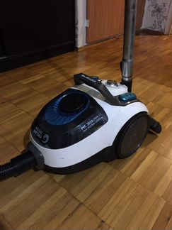 Пылесос Polaris PVC2016