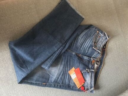 Джинсы женские True Religion размер 29