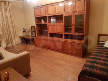 2-к квартира, 60 м², 4/9 эт.