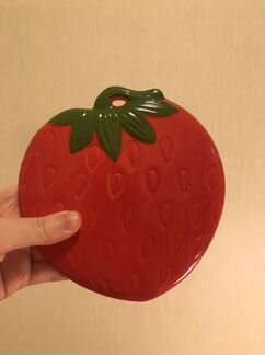 Подставка под горячее Клубника