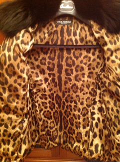 Пуховик Dolce Gabbana . Оригинал. Цвет черный, сос