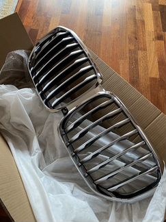 Новая решетка радиатора BMW X5 G05 51138096590 сер