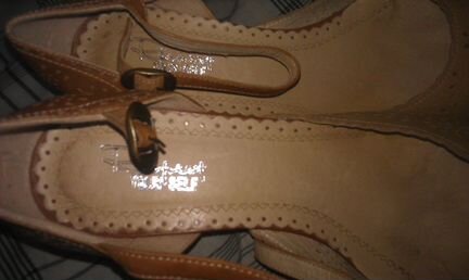 Босоножки женские