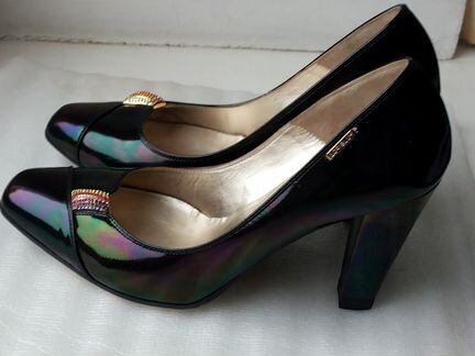 Туфли нарядные Loriblu зеленый металлик нат. лак