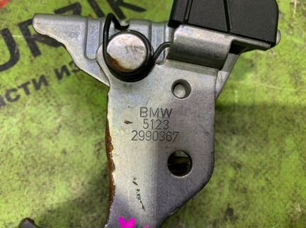 Замок капота Bmw X1 E84 N46B20BD 2.0L 2012