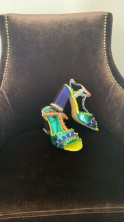 Босоножки зелёные с синим новые