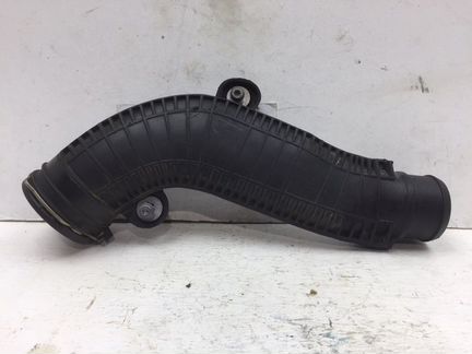 Патрубок интеркулера Volkswagen Tiguan 2.0 tfsi