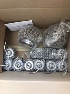 Люстры и светильники