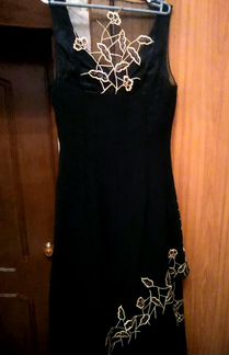 Вечернее чёрное платье