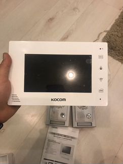 Новый монитор и 2 б/у вызывные панели.Отдам все