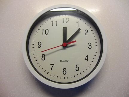 Коллекционные настенные кварцевые часы