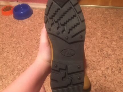 Ботинки зимнее размер 39