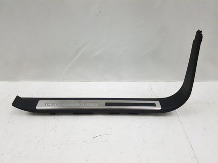 Накладка порога внутренняя передняя правая Toyota