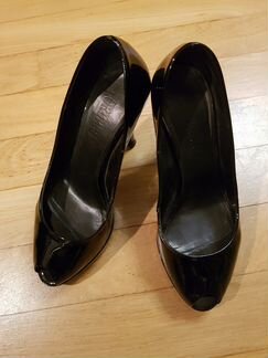 Черные лаковые туфли Loriblu