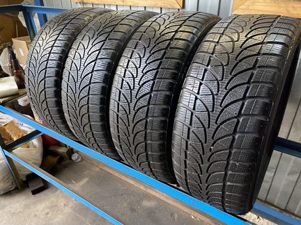 Комплект 215/50R17 Bridgestone Blizzak LM-32