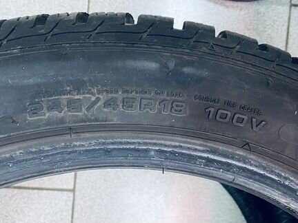 Шины б/у 245 45 r18 100v