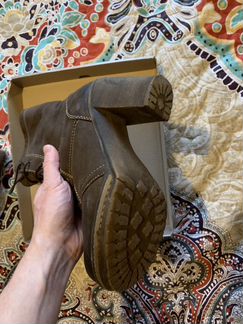 Ботинки зимние женские