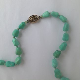 Бусы из бирюзы