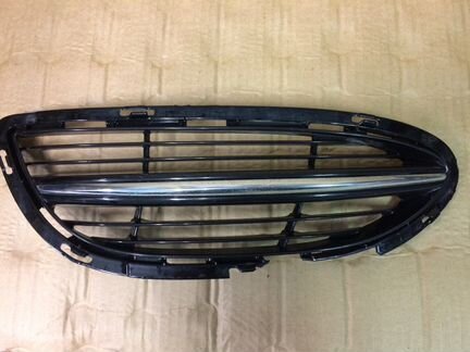 Решетка бампера Левая Mercedes W222