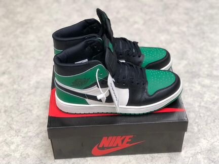 Кроссовки Nike